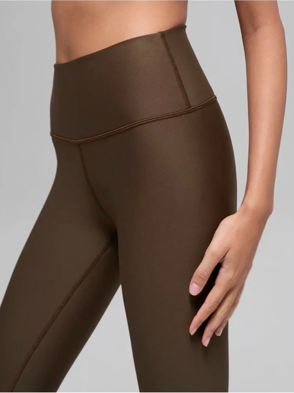 ALO Yoga High-Waist Leggings in Dark Brown espresso 7/8 S